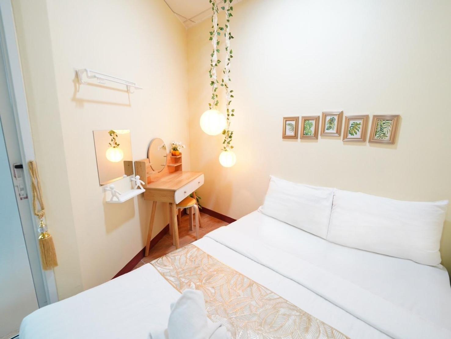 Ez Sleep @ Ratchada 19 Hostel Bangkok Luaran gambar