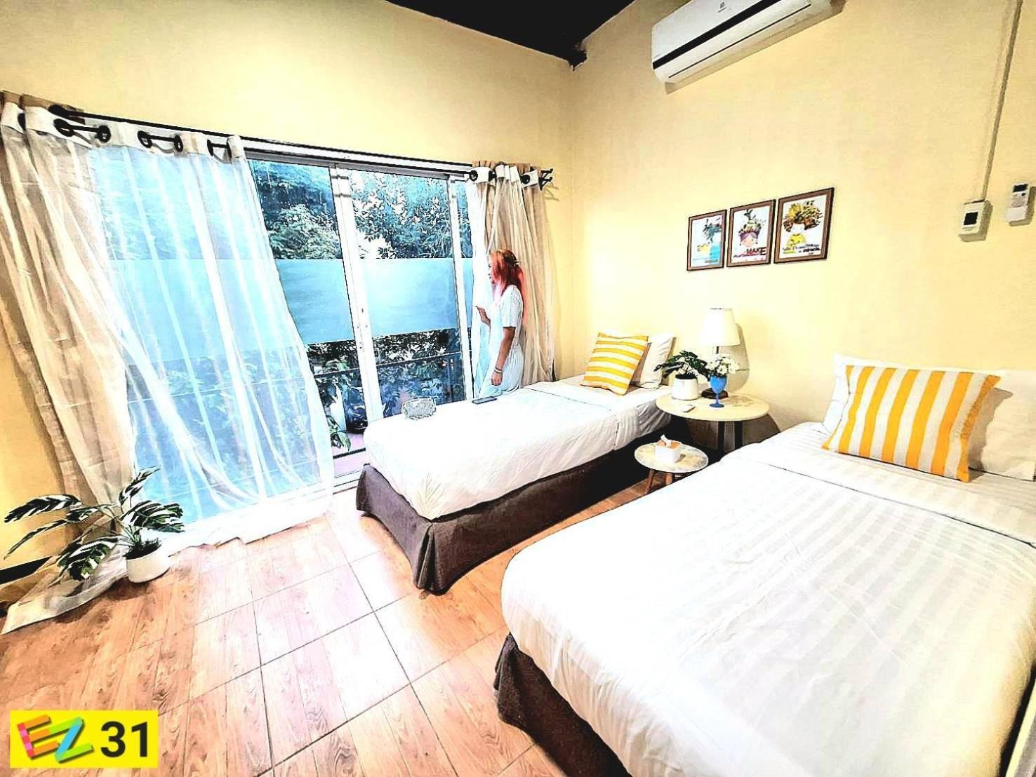 Ez Sleep @ Ratchada 19 Hostel Bangkok Luaran gambar